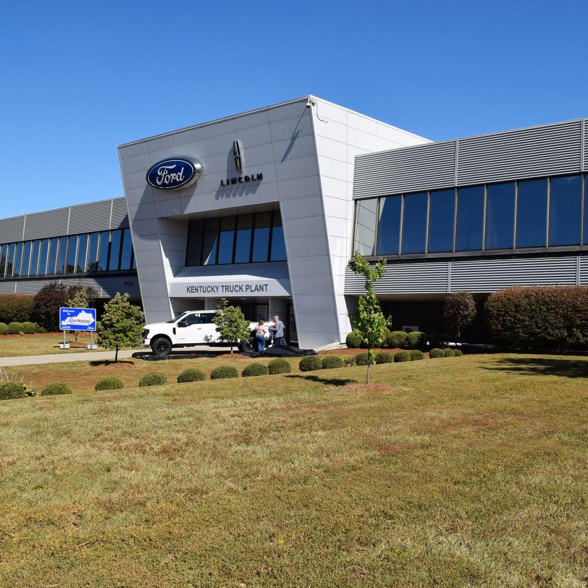 Ford Kentucky Truck Plant exterior 9-27-22 (1).JPG